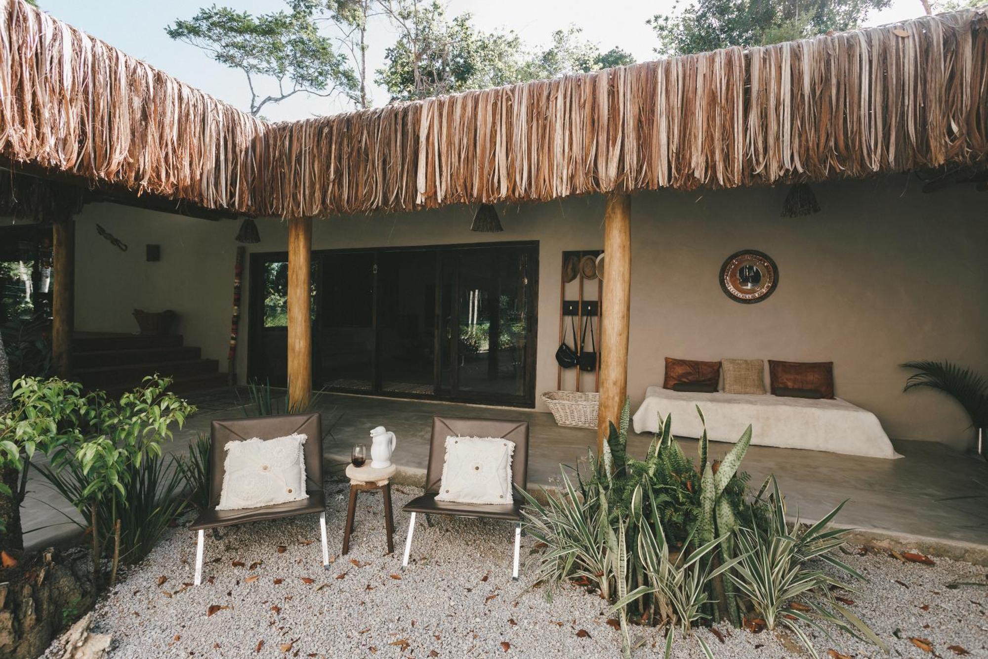 Casa Sukha Hotel Транкозу Экстерьер фото
